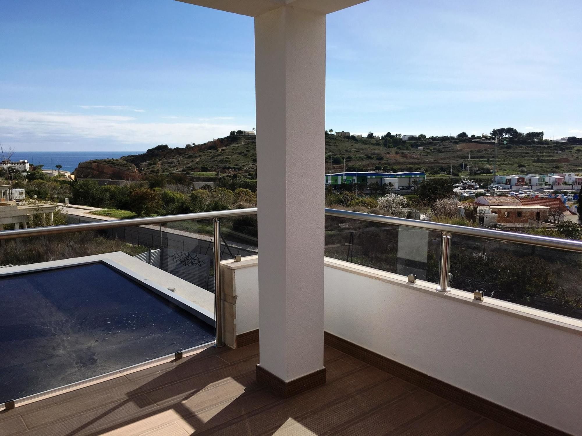 Villa With 4 Bedrooms In Portugal With Wonderful Sea View *